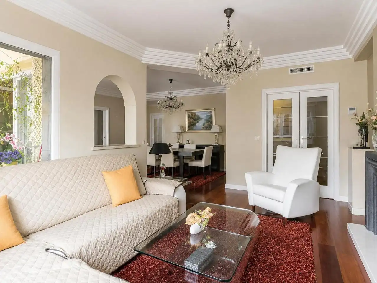 Appartement avec ascenseur à louer à Calle de Guzmán el Bueno