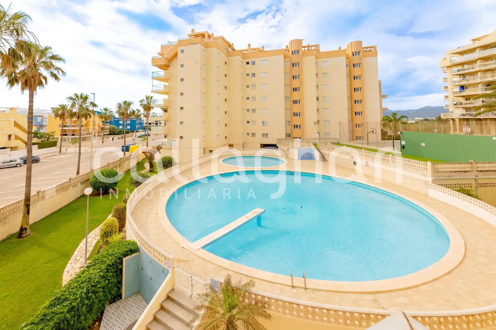 Piscina de Pis en venda en Xeraco amb Jardí privat, Terrassa i Traster