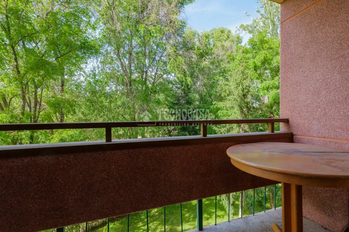 Balcony of Flat for sale in Madrid  with Heating, Parquet flooring and Terrace