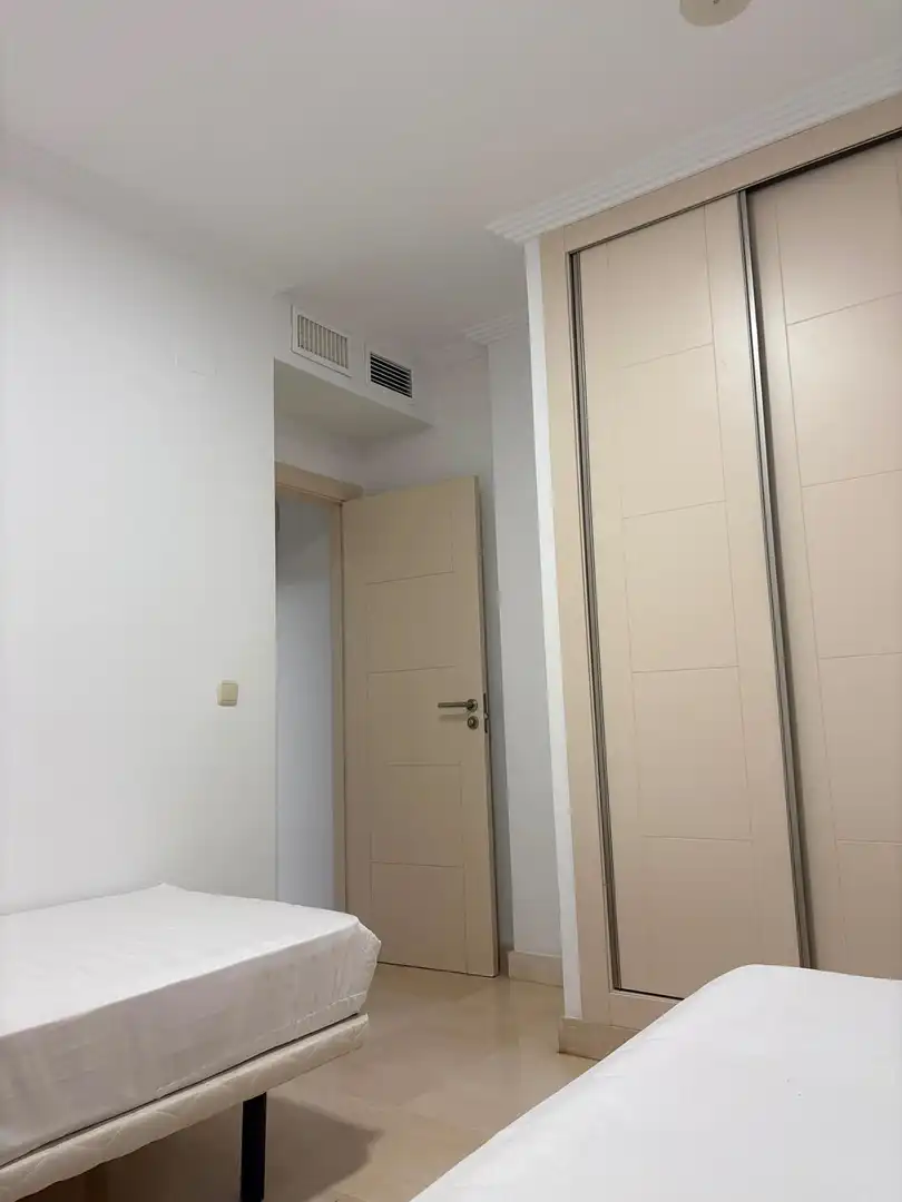 Wohnung zur Miete in Motril mit Klimaanlage, Heizung und Möbliert