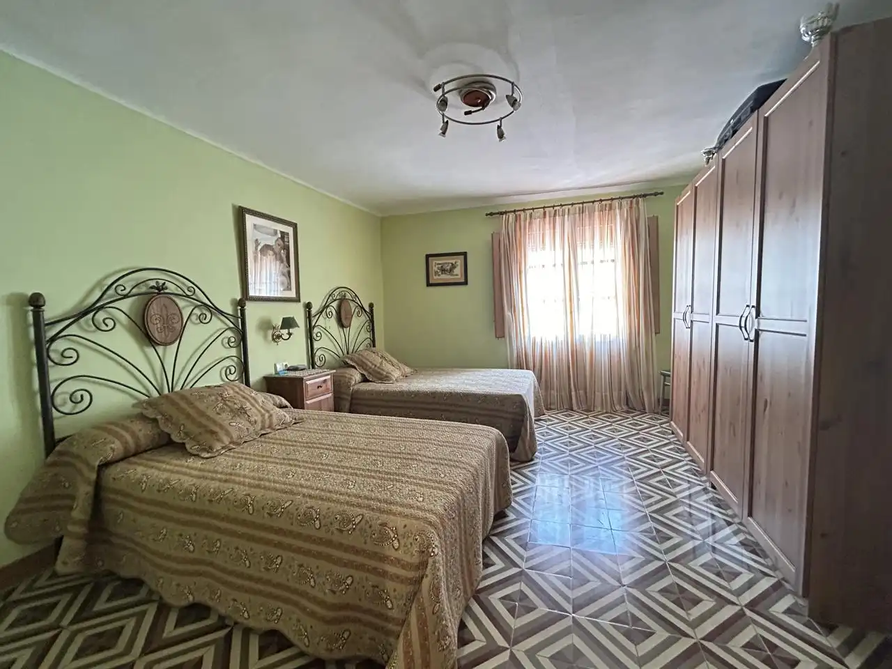 Dormitori de Casa o xalet en venda en Novallas amb Terrassa