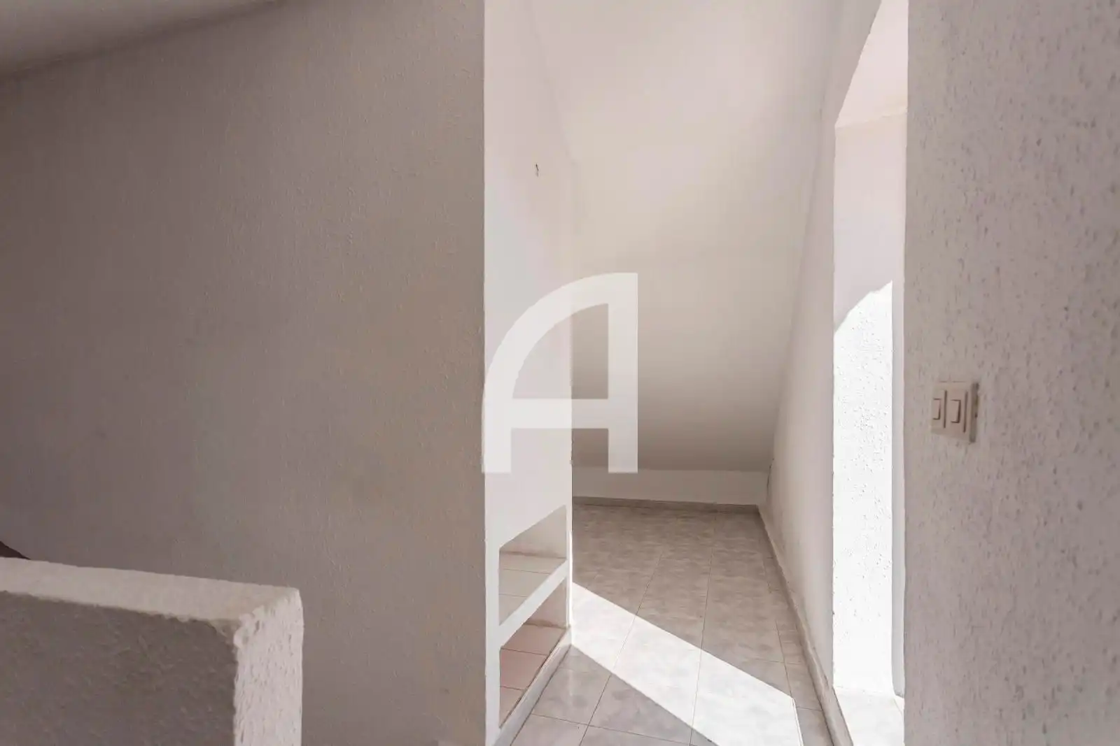 Einfamilien-Reihenhaus zum Verkauf in Fuengirola mit Terrasse, Abstellraum und Schwimmbad