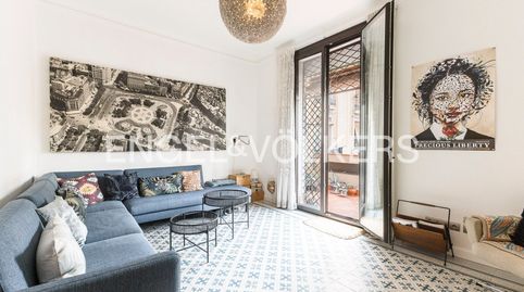 Precioso apartamento esquinero con terraza