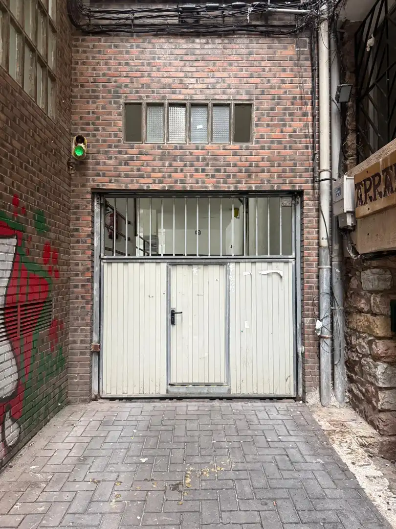 Einzelparkplatz zum Verkauf in Calle Virgen del Carmen
