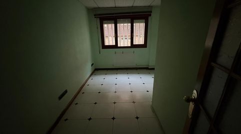 Foto 3 de Apartament en venda a Plaza del Polideportivo, 5, La Robla , León