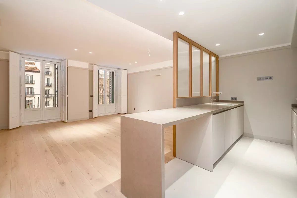 Kitchen of Flat to rent in  Madrid Capital  with Air Conditioner, Heating and Storage room