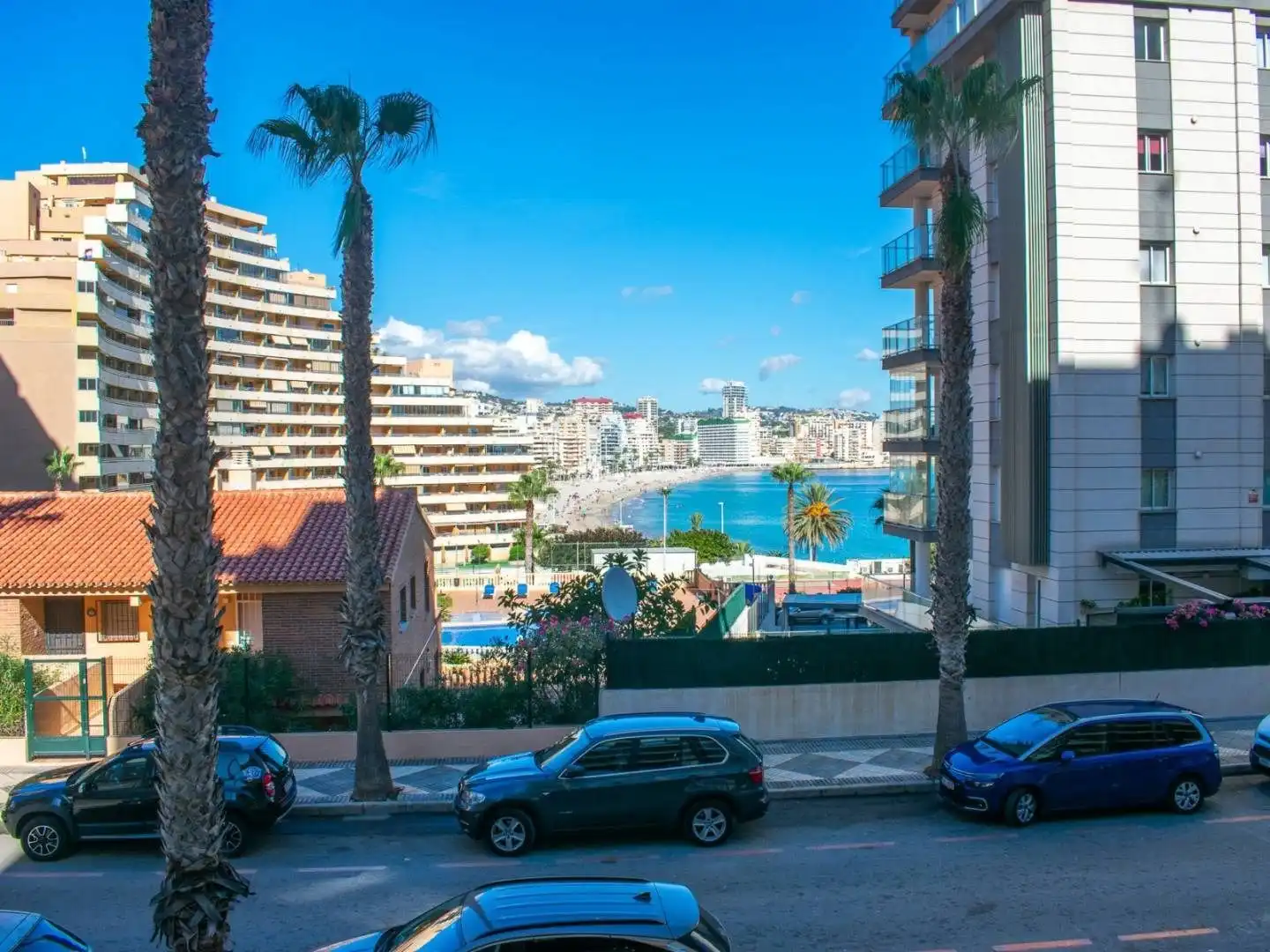 Apartamento con piscina en venta en Marisol Park - Ortembach - Los Almendros, imagen 3