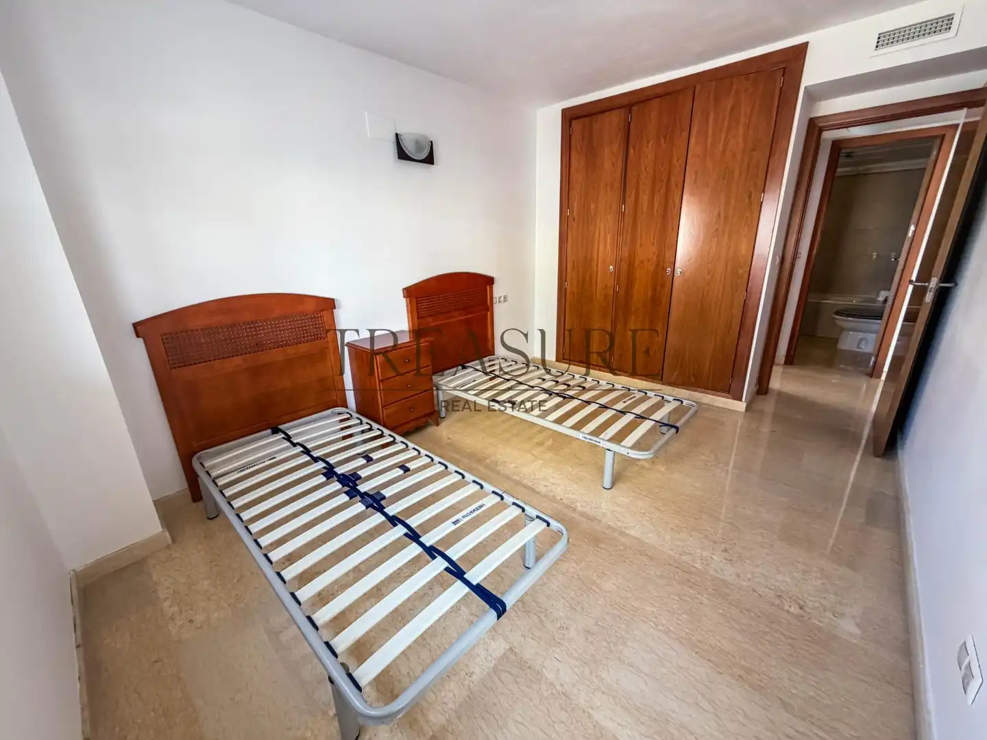 Apartamento con piscina en venta en Calle POLIGONO G - MANGA, imagen 13