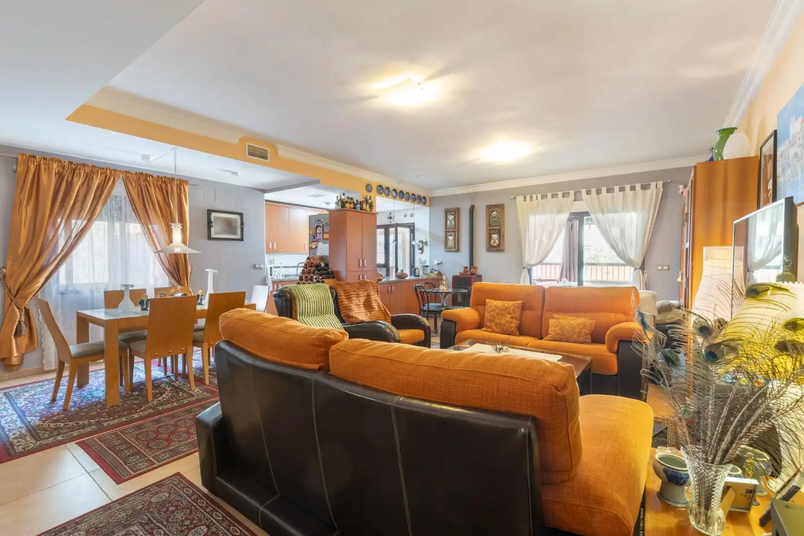 Living room of Flat for sale in Güéjar Sierra  with Air Conditioner, Heating and Terrace