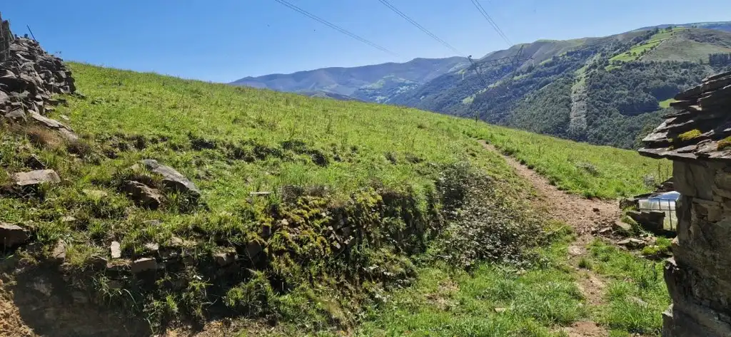 Grundstücke und Bauplätze zum Verkauf in Vega de Pas, imagen 3