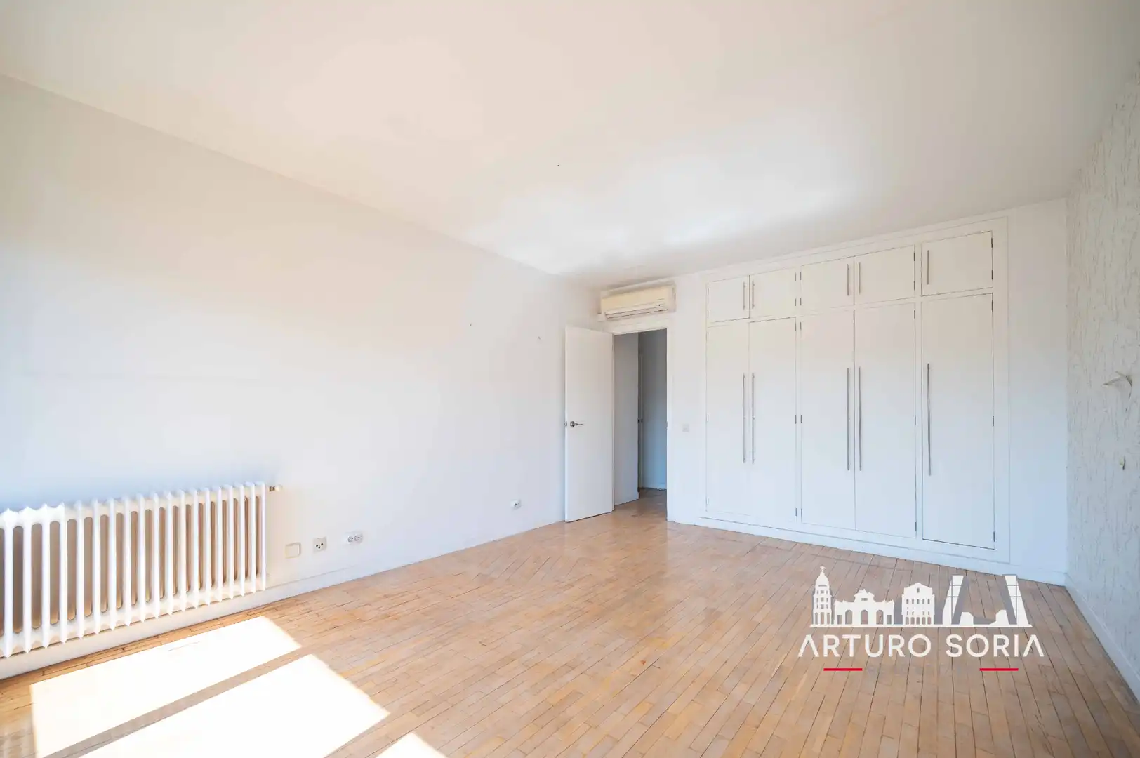 Dormitori de Dúplex en venda en Madrid amb Piscina comunitària