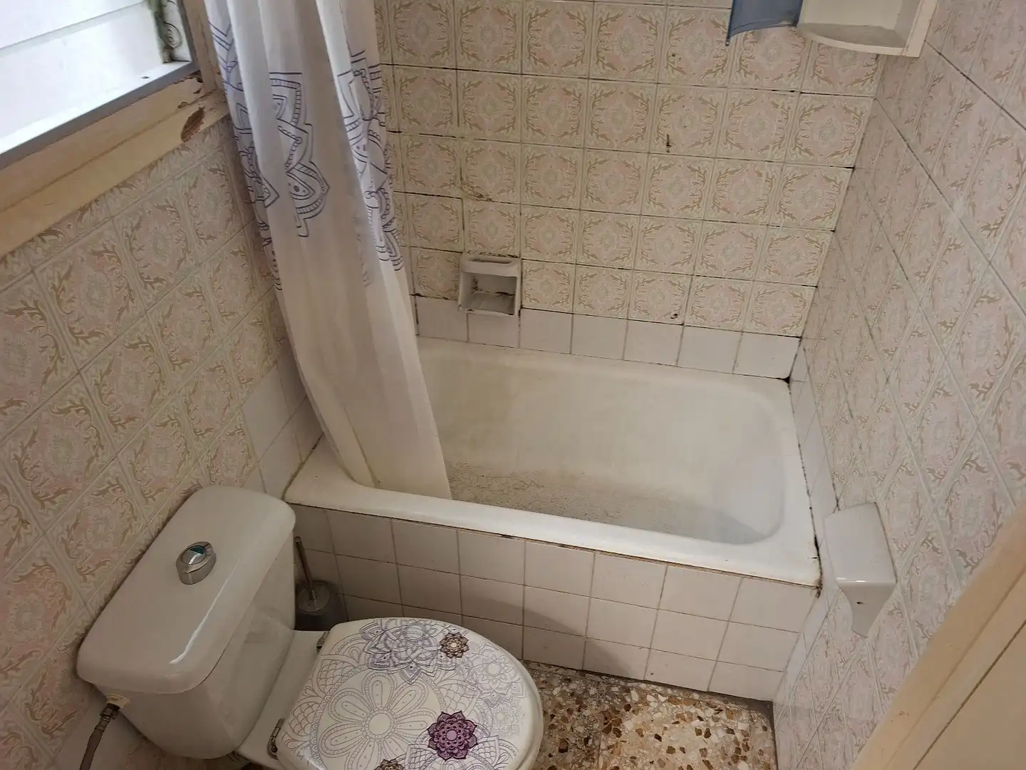 Baño de Piso en venta en Calafell con Terraza