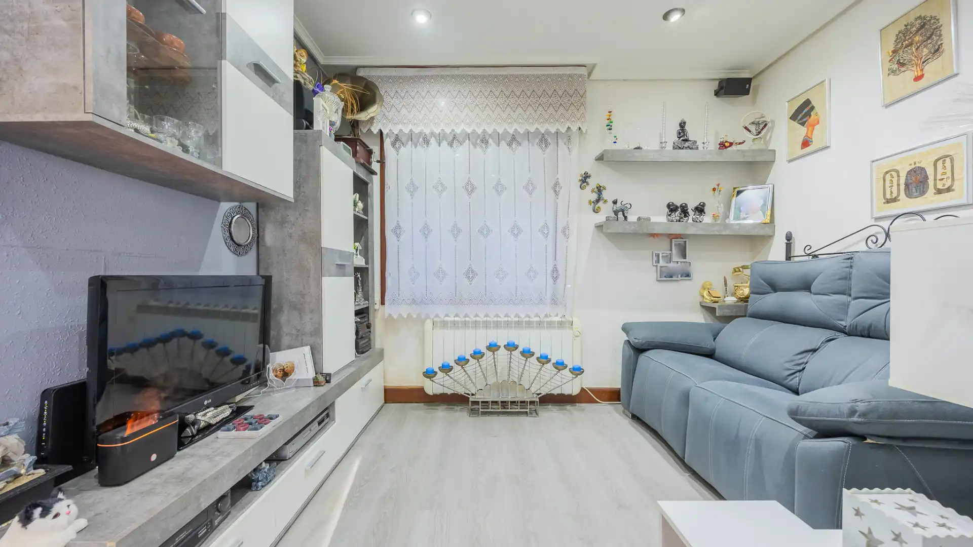 Sala de estar de Piso en venta en Alonsotegi con Amueblado