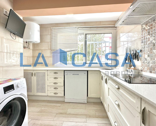 Kitchen of Flat for sale in  Sevilla Capital  with Terrace