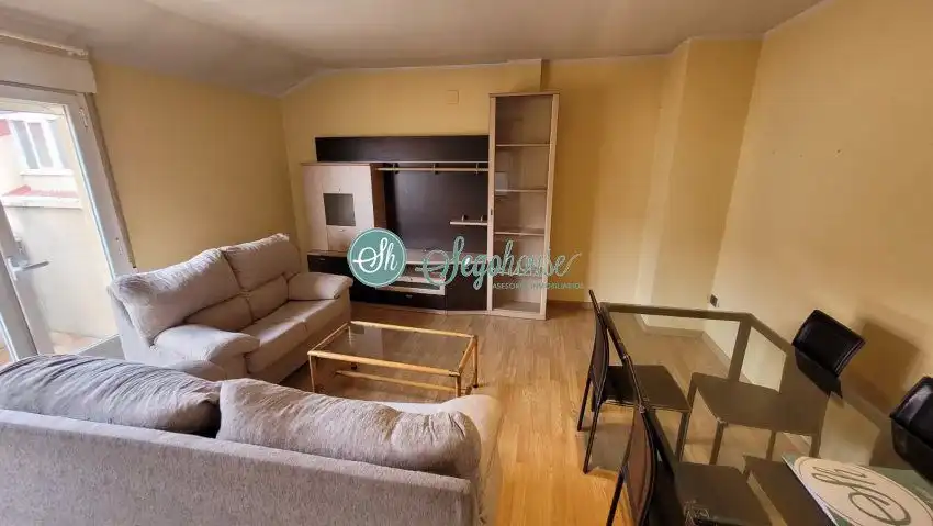 Wohnzimmer von Wohnungen zum Verkauf in Espirdo mit Heizung, Möbliert und Balkon
