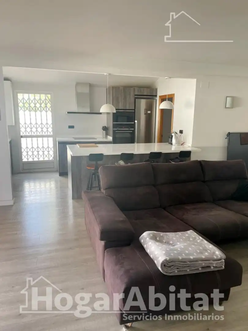 Cocina de Casa o chalet en venta en Chiva con Aire acondicionado, Calefacción y Jardín privado