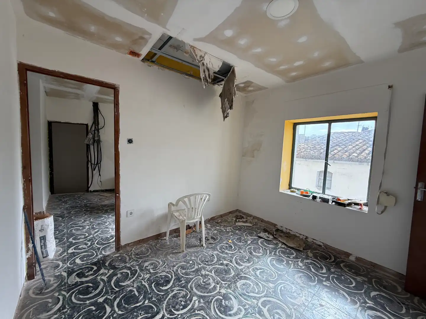 Detached homes for sale in Oliva  with Terrace, Storage room and Balcony
