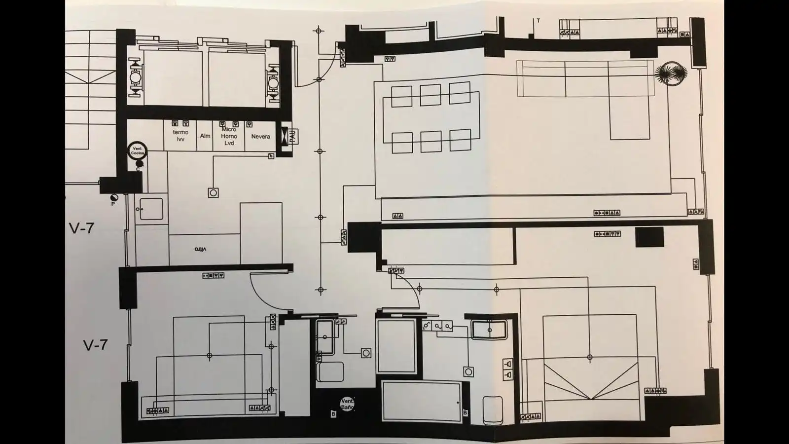 Piso en venta en A Coruña Capital  con Calefacción, Trastero y Amueblado