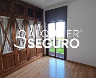 Bedroom of Flat to rent in Mairena del Aljarafe  with Air Conditioner, Terrace and Storage room