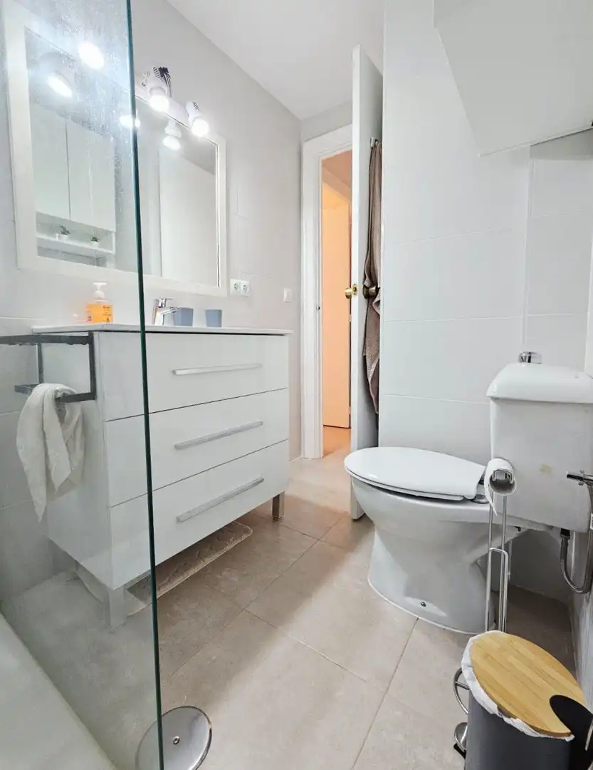 Bany de Apartament en venda en La Nucia amb Piscina comunitària