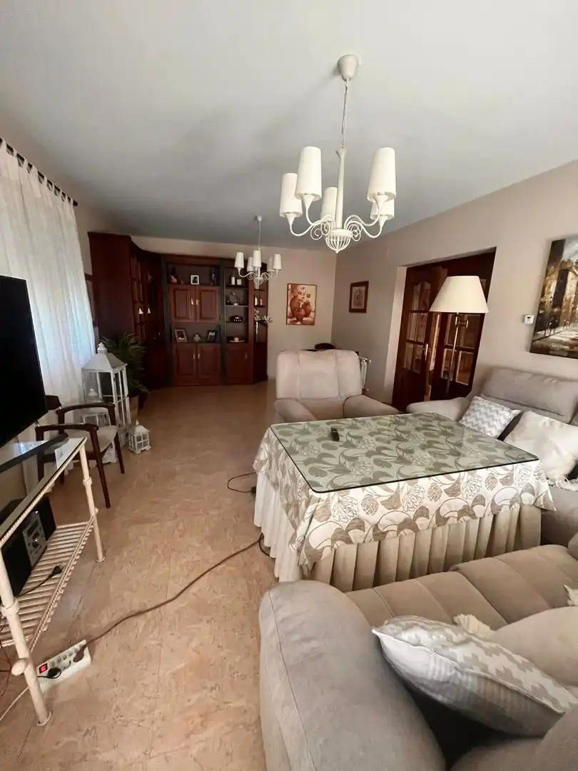 Sala de estar de Finca rústica en venta en Córdoba con Aire acondicionado, Jardín privado y Terraza