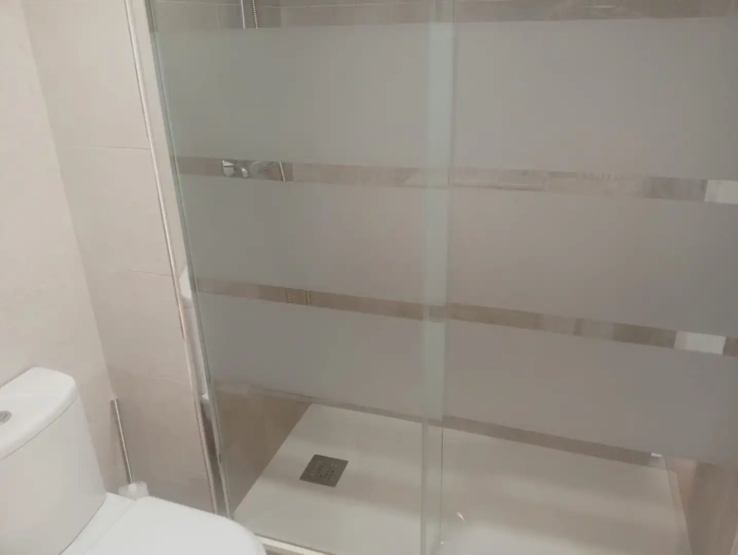 Badezimmer von Wohnung zur Miete in Málaga mit Klimaanlage, Heizung und Möbliert