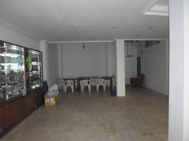Local comercial en Alquiler en Zona Nord