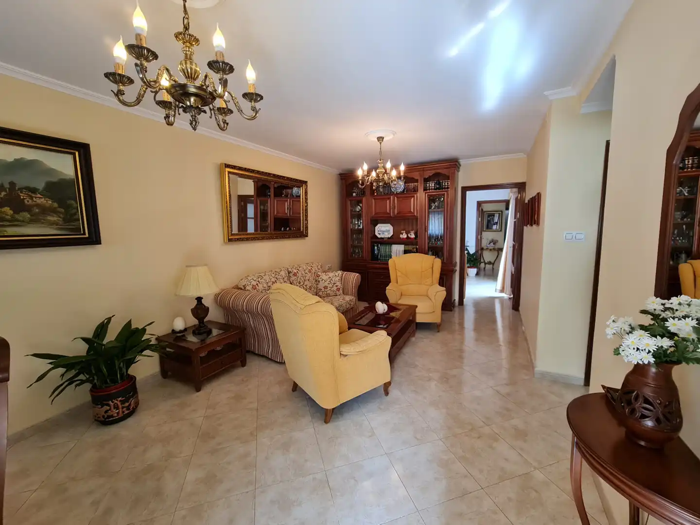 Living room of Houses for sale in Camas  with Air Conditioner, Terrace and Storage room