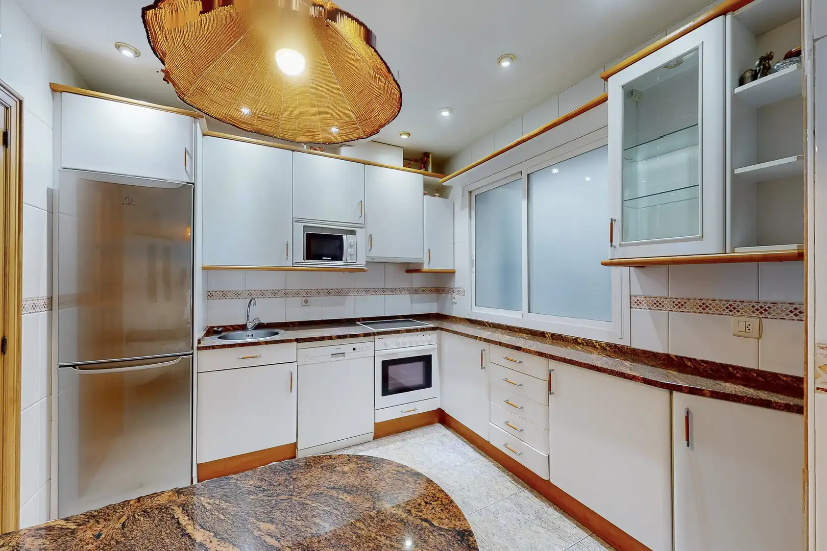 Cocina de Piso en venta en  Pamplona / Iruña con Calefacción y Balcón