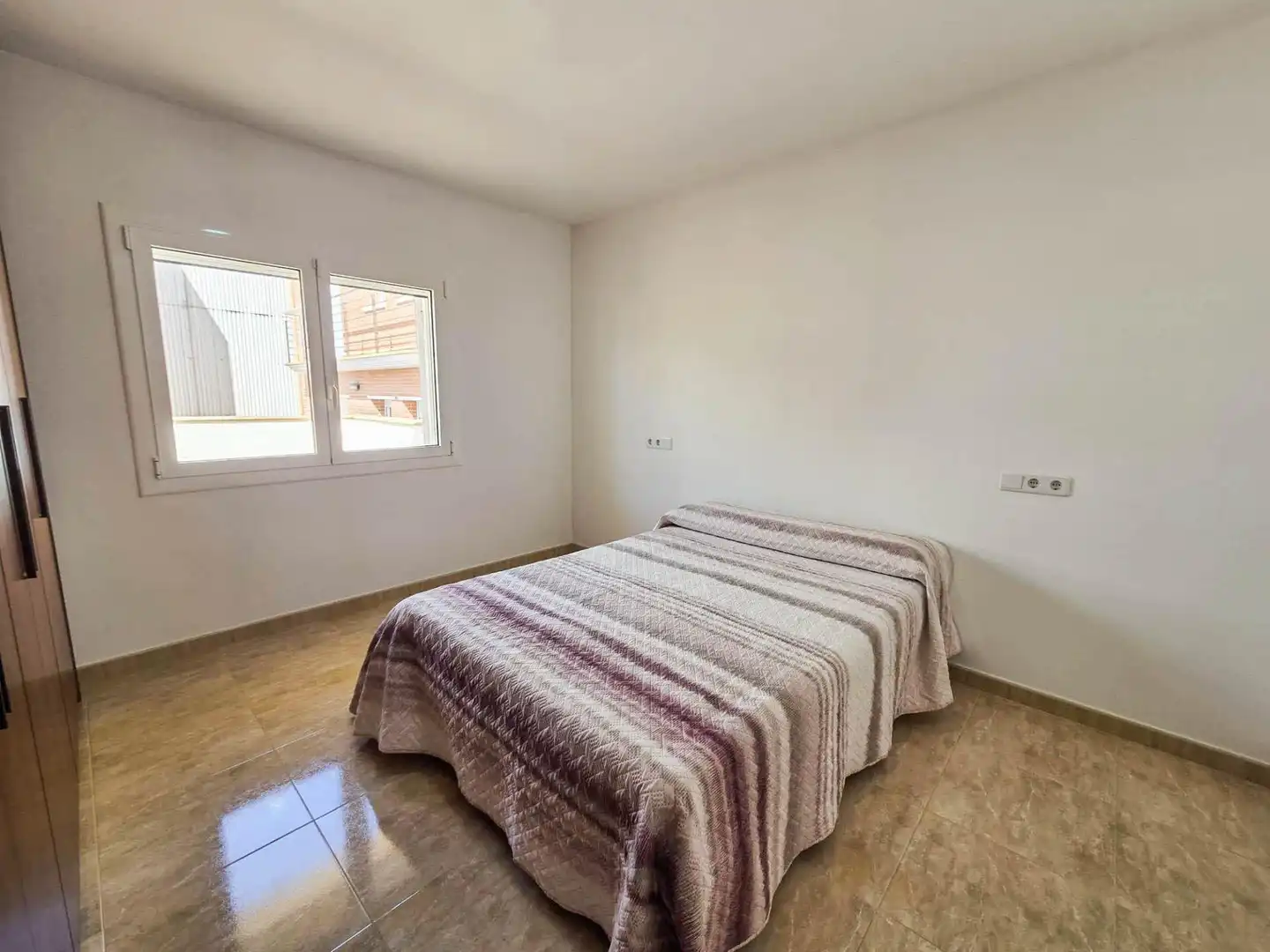 Habitación de Casa adosada en venta en Vilanova del Camí con Calefacción, Terraza y Trastero