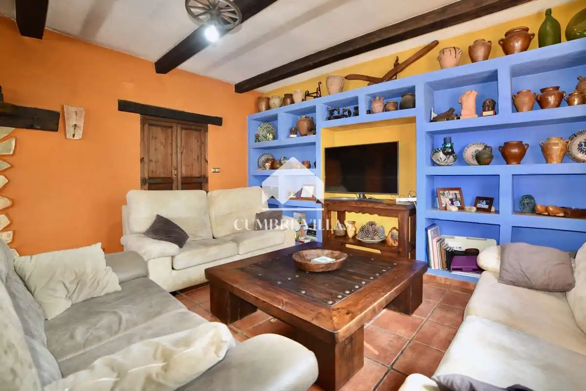 Wohnzimmer von Country house zum Verkauf in Torrenueva Costa mit Privatgarten, Terrasse und Abstellraum
