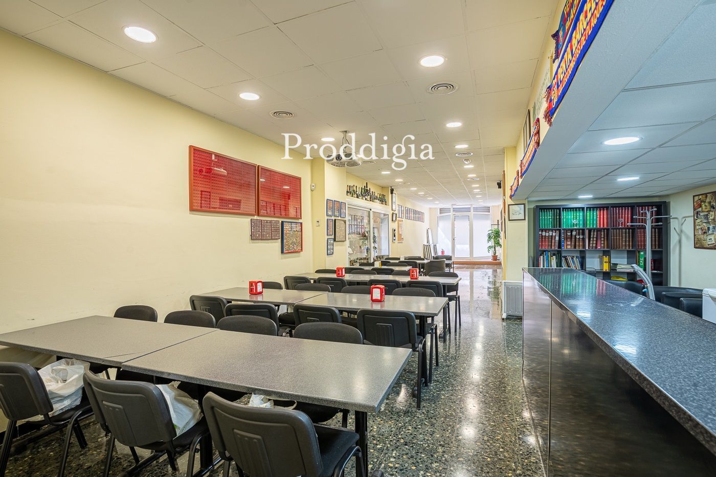 Premises for sale in  Barcelona Capital  with Air Conditioner