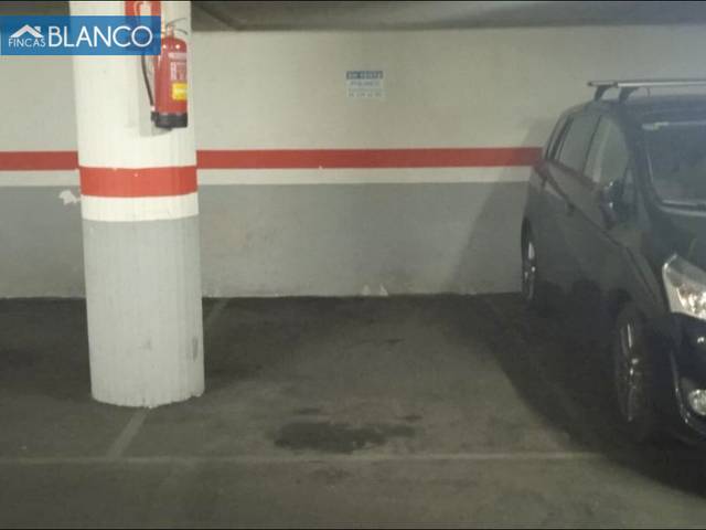 Garaje en Venta en Collblanc