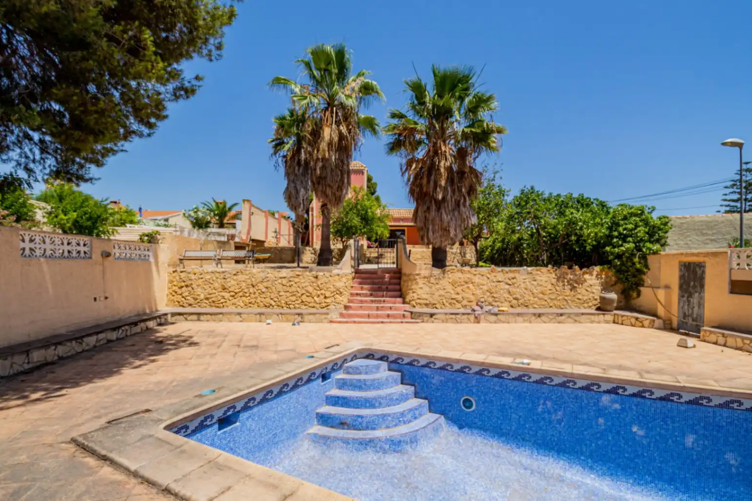Villa mit Terrasse zum Verkauf in La Nucia Pueblo, imagen 2