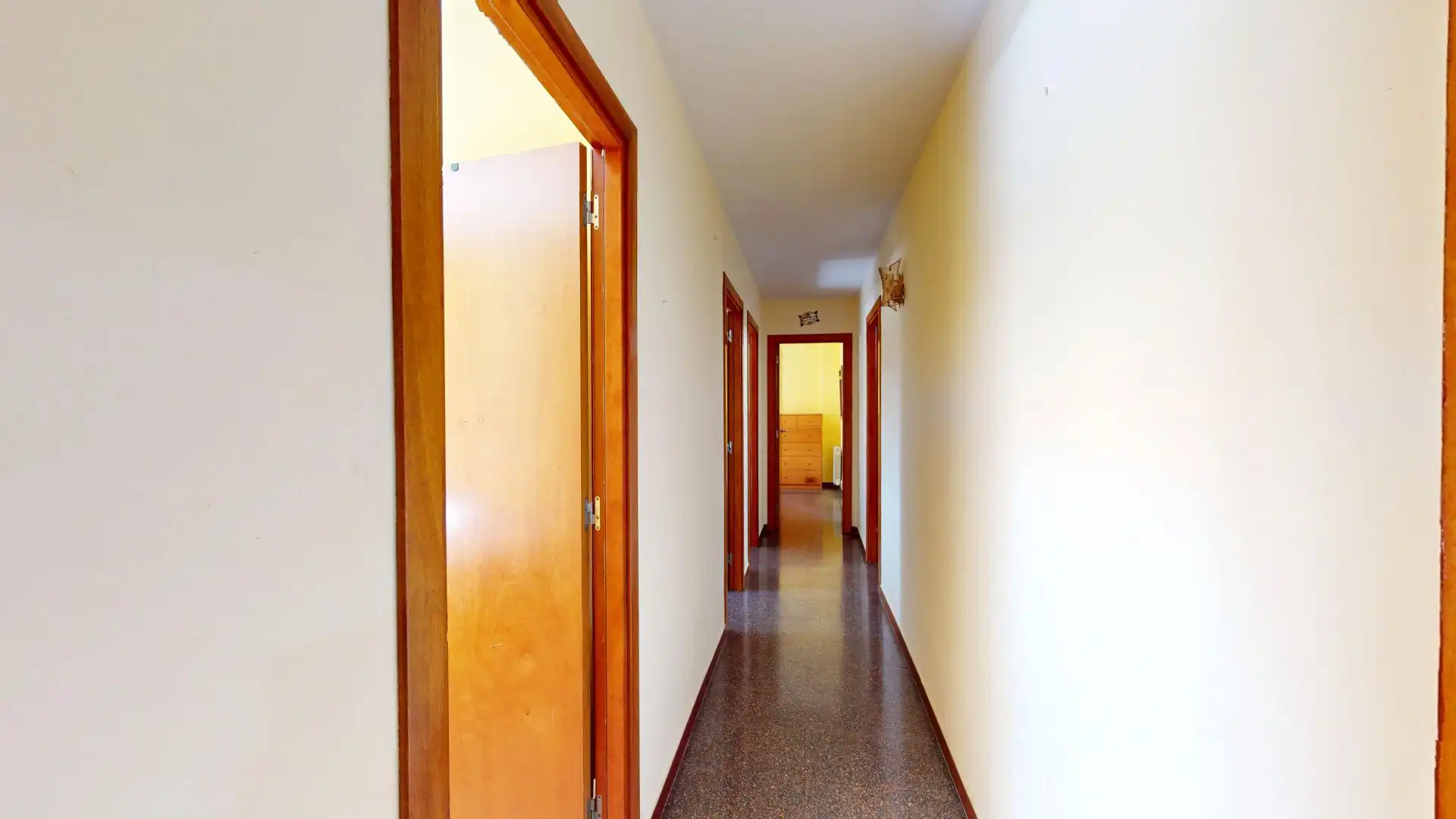 Wohnung zum Verkauf in Barcelona mit Heizung und Balkon