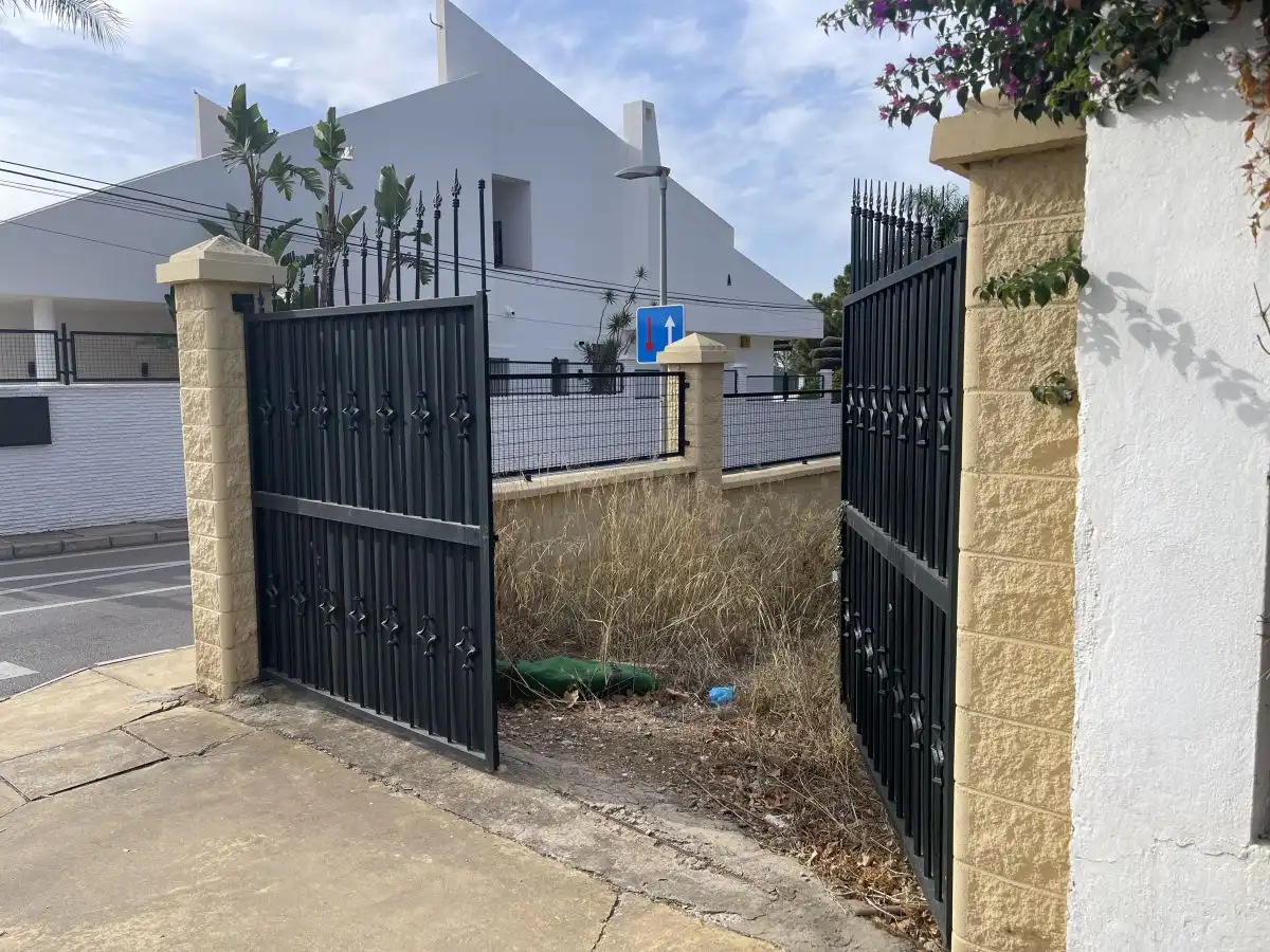 Terreno residenziale in vendita a Avenida Pablo Ruiz Picasso 23, imagen 3
