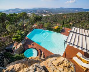 Swimming pool of House or chalet for sale in Lloret de Mar  with Air Conditioner, Terrace and Swimming Pool