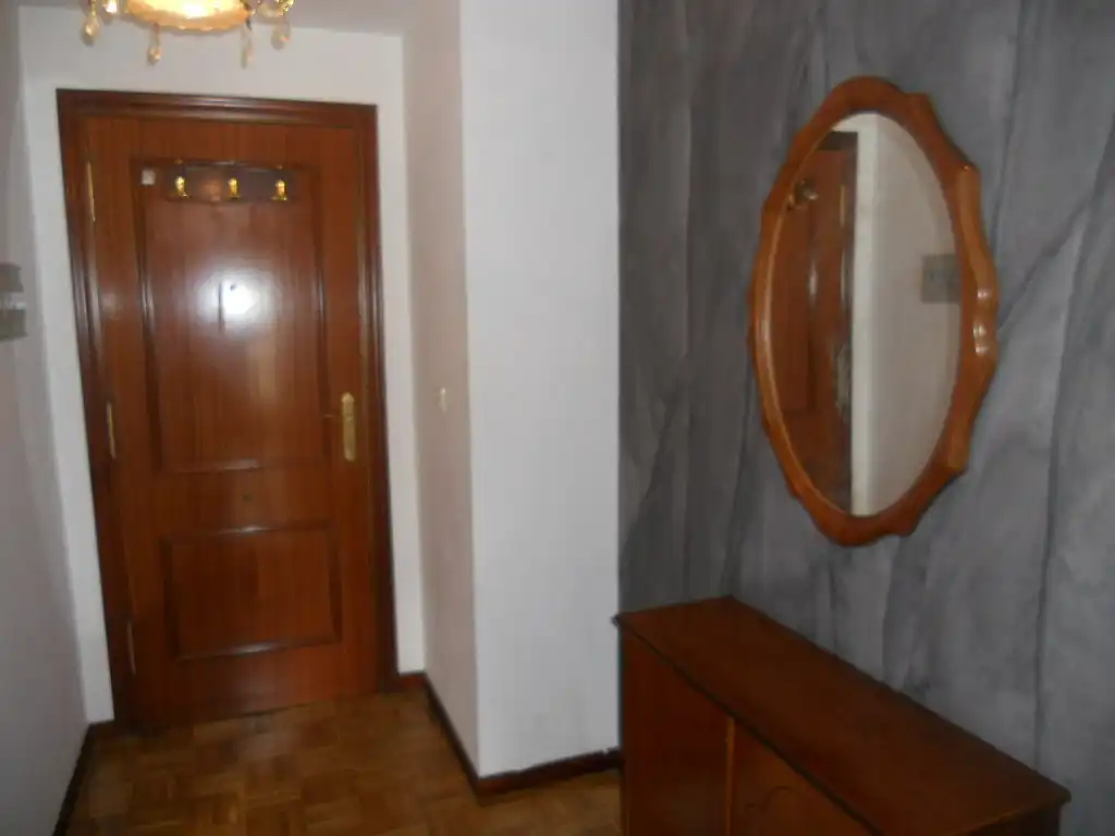 Piso en venta en Ames con Calefacción, Trastero y Amueblado