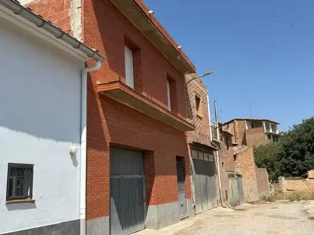 Exterior view of Houses for sale in Torrente de Cinca  with Air Conditioner, Private garden and Furnished