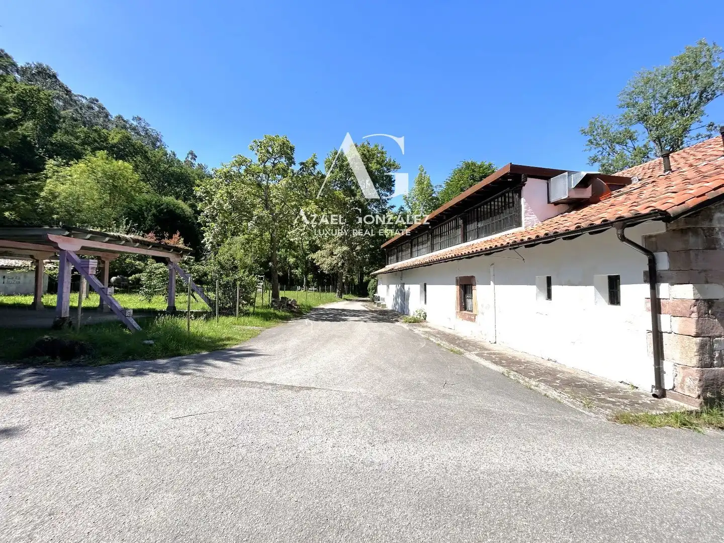 Exterior view of Houses for sale in Mazcuerras