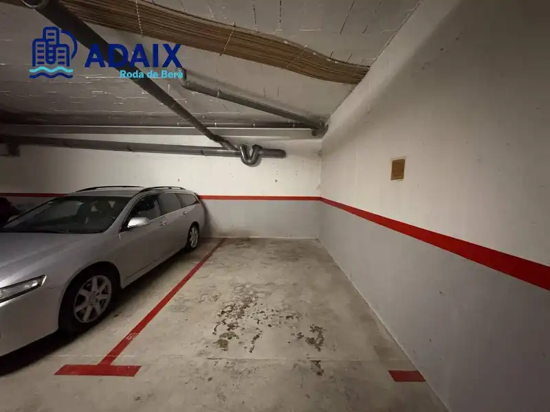 Aparcament de Planta baixa en venda en Roda de Berà amb Calefacció, Terrassa i Forn
