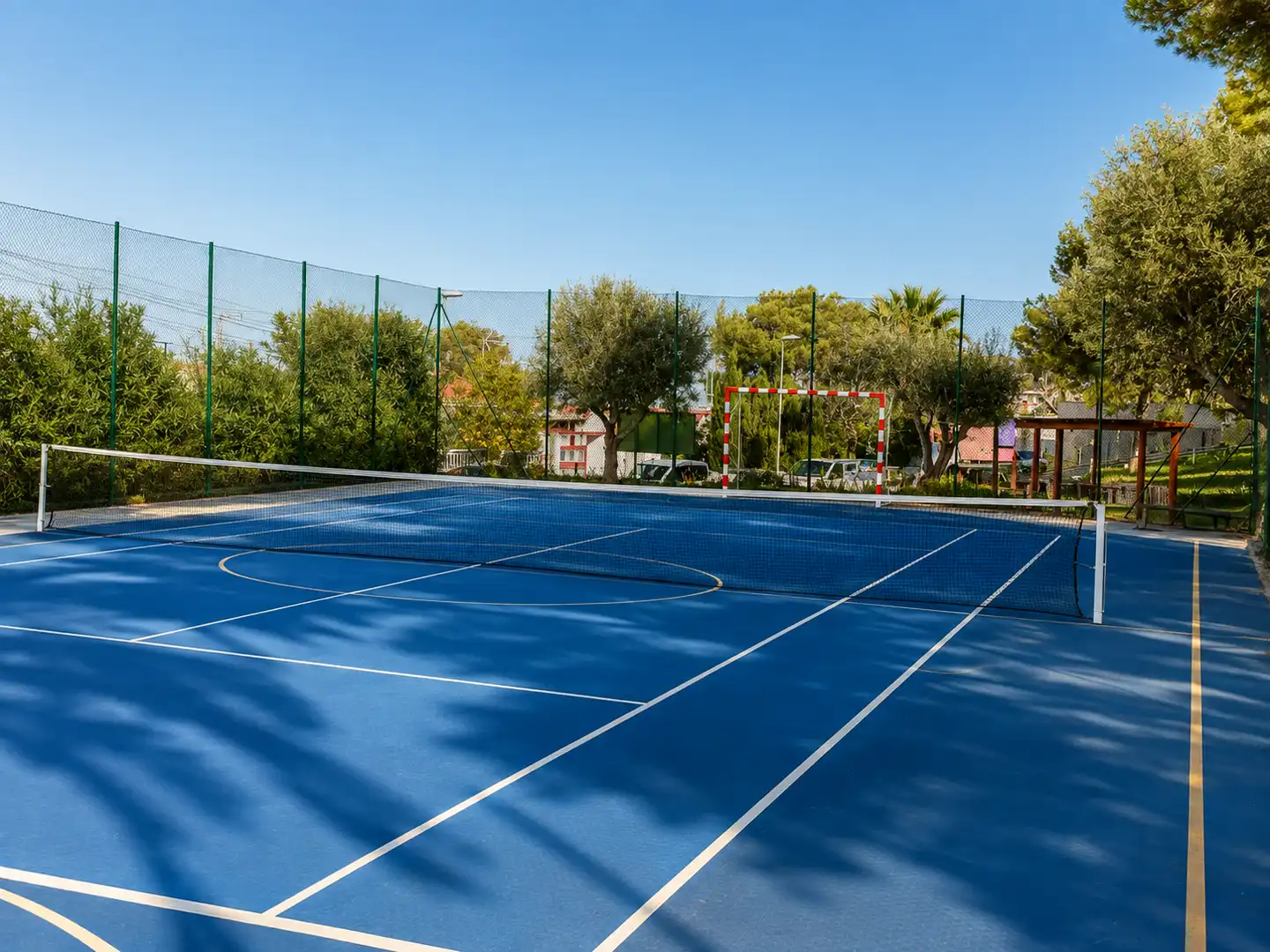 Vista exterior de Casa o chalet en venta en La Nucia con Aire acondicionado, Terraza y Piscina