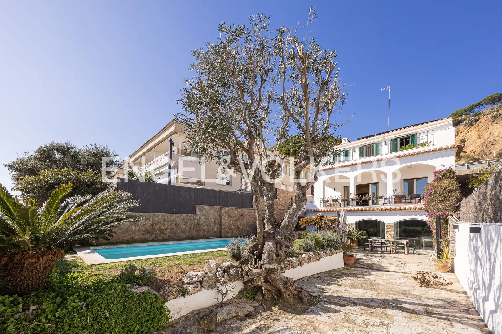 Exterior view of Houses for rent in Caldes d'Estrac  with Air Conditioner, Heating and Private garden