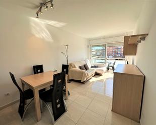 Sala d'estar de Apartament de lloguer en Calonge amb Calefacció, Terrassa i Moblat