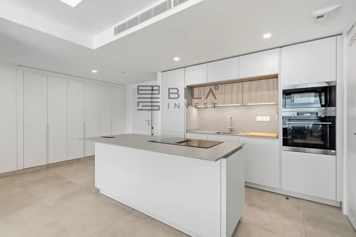 Kitchen of Flat for sale in Castillo Sohail - Myramar