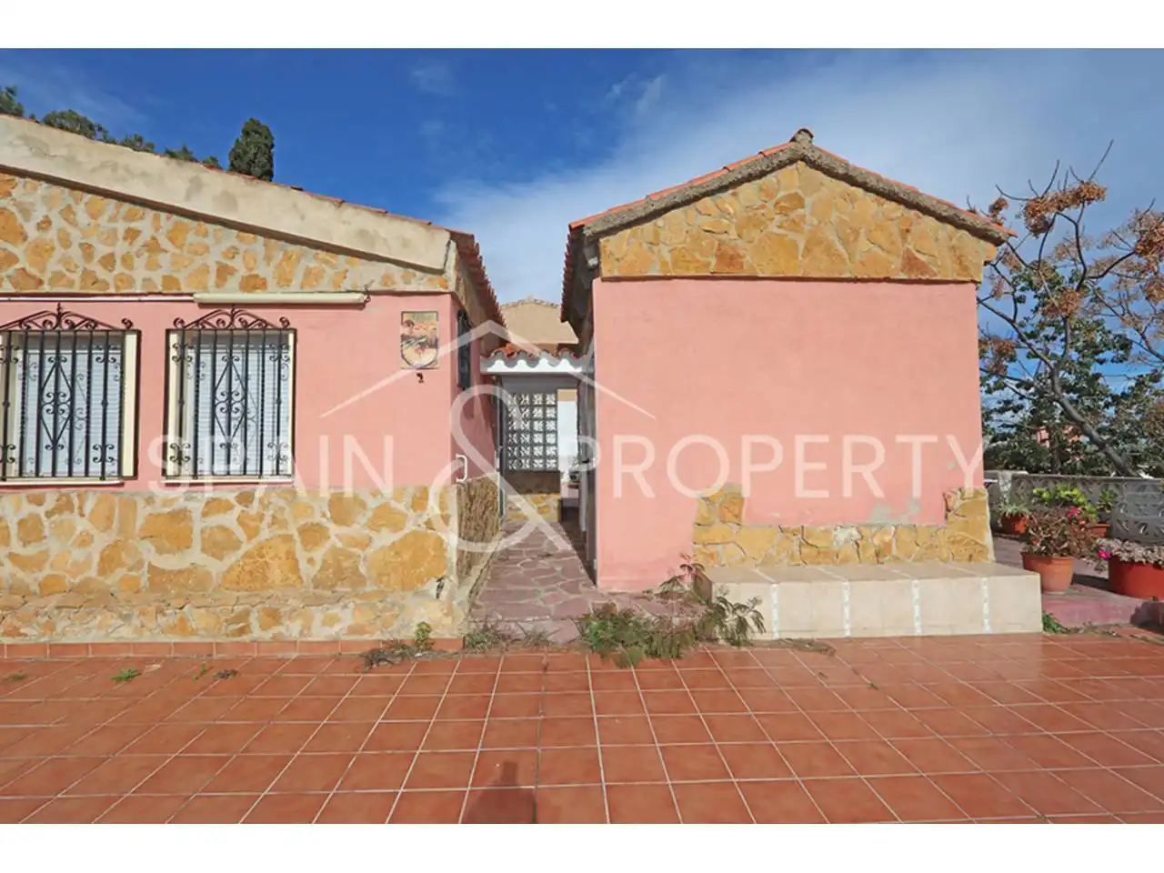 Exterior view of Houses for sale in Torrent  with Air Conditioner, Heating and Private garden