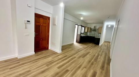 Foto 2 de Pis en venda a Calle Fernandez Herrero, La Salle - Cuatro Torres,  Santa Cruz de Tenerife Capital