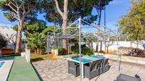 Jardí de Casa o xalet en venda en Castelldefels amb Aire condicionat, Calefacció i Jardí privat