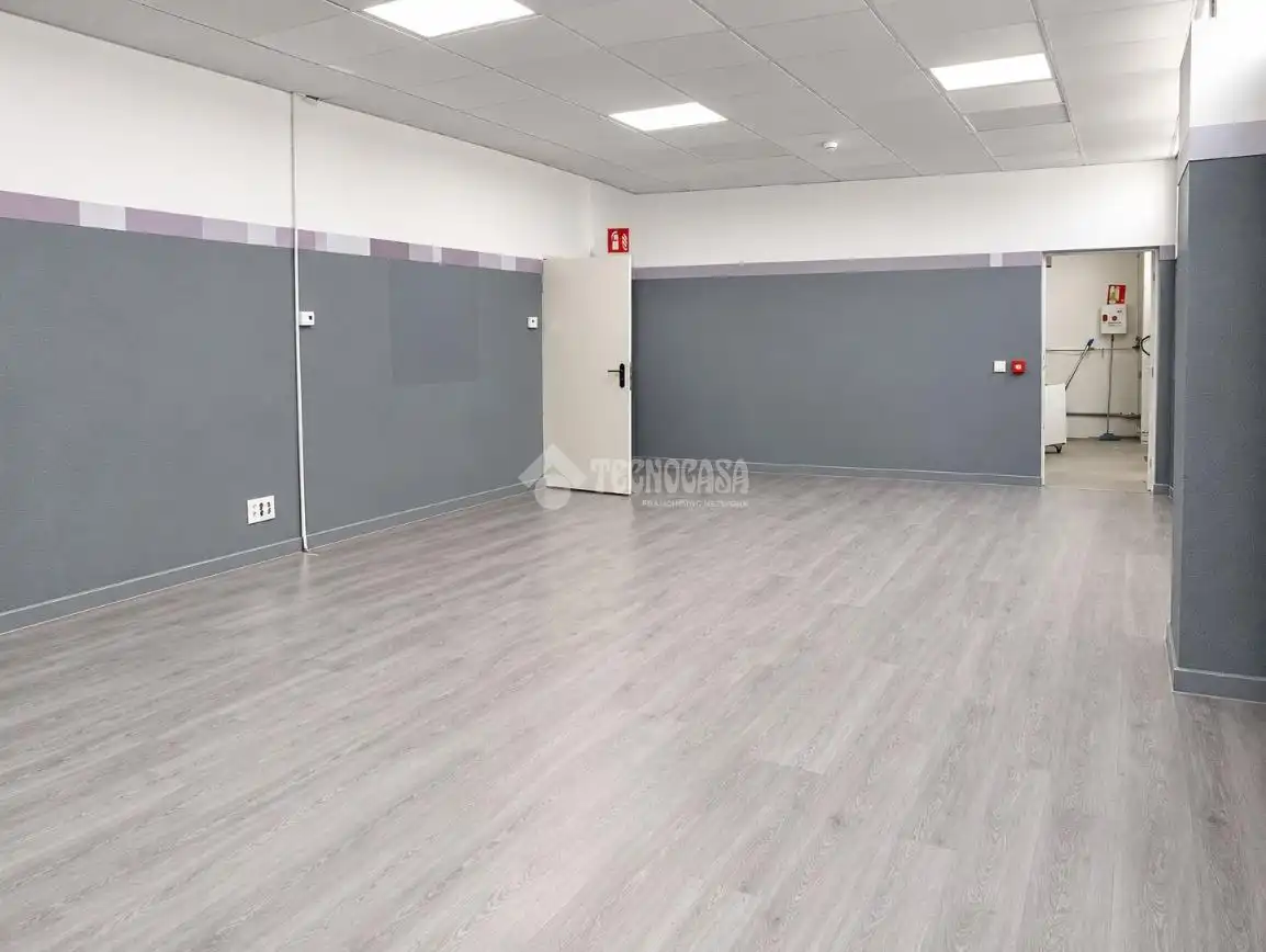 Local comercial en venda a San Blas, imagen 8