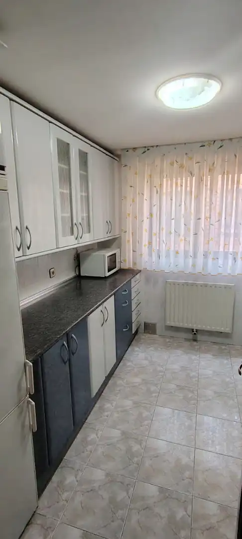 Kitchen of Flat for sale in Villares de la Reina  with Heating, Parquet flooring and Terrace